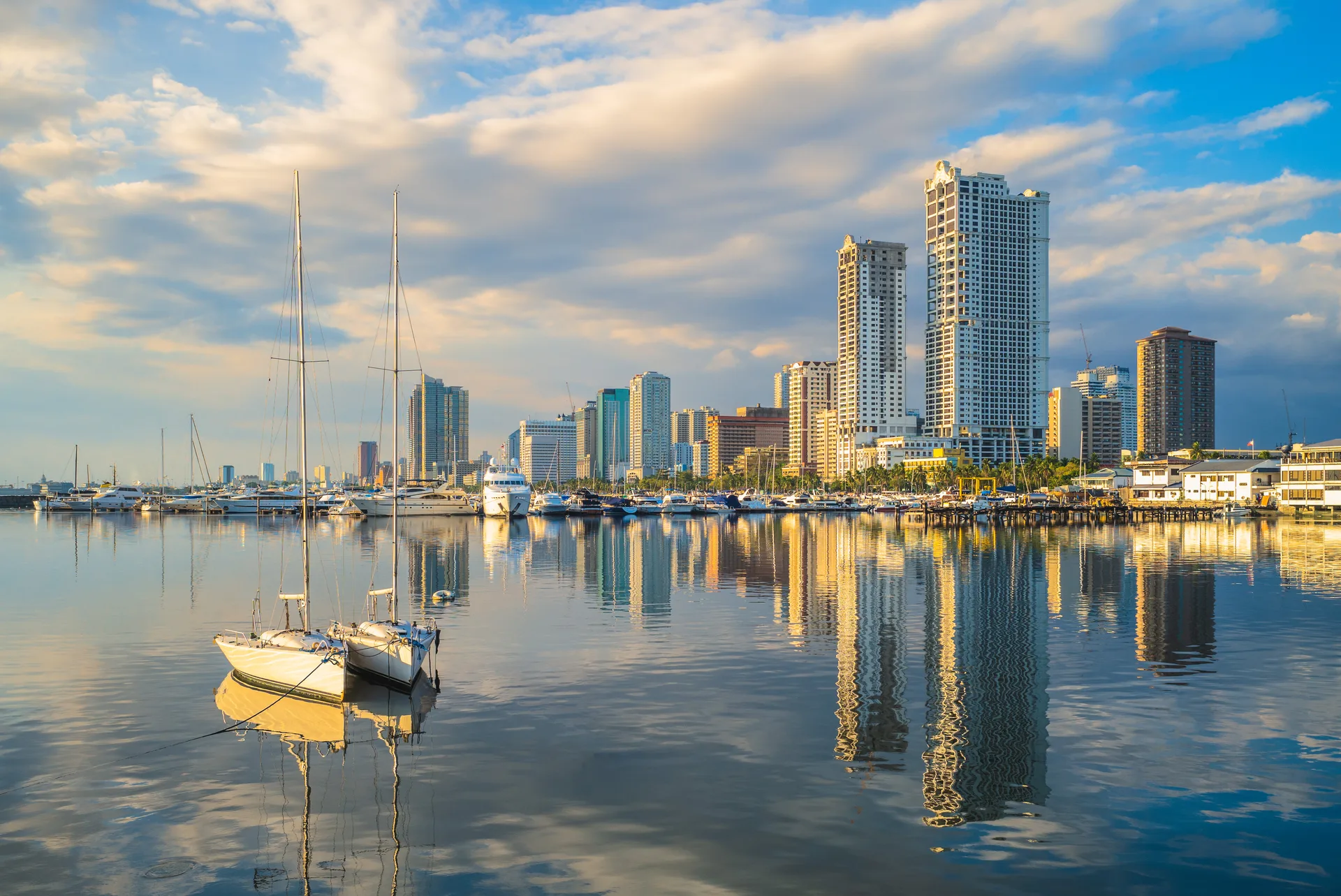 Manila skyline — Philippines outsourcing comparison